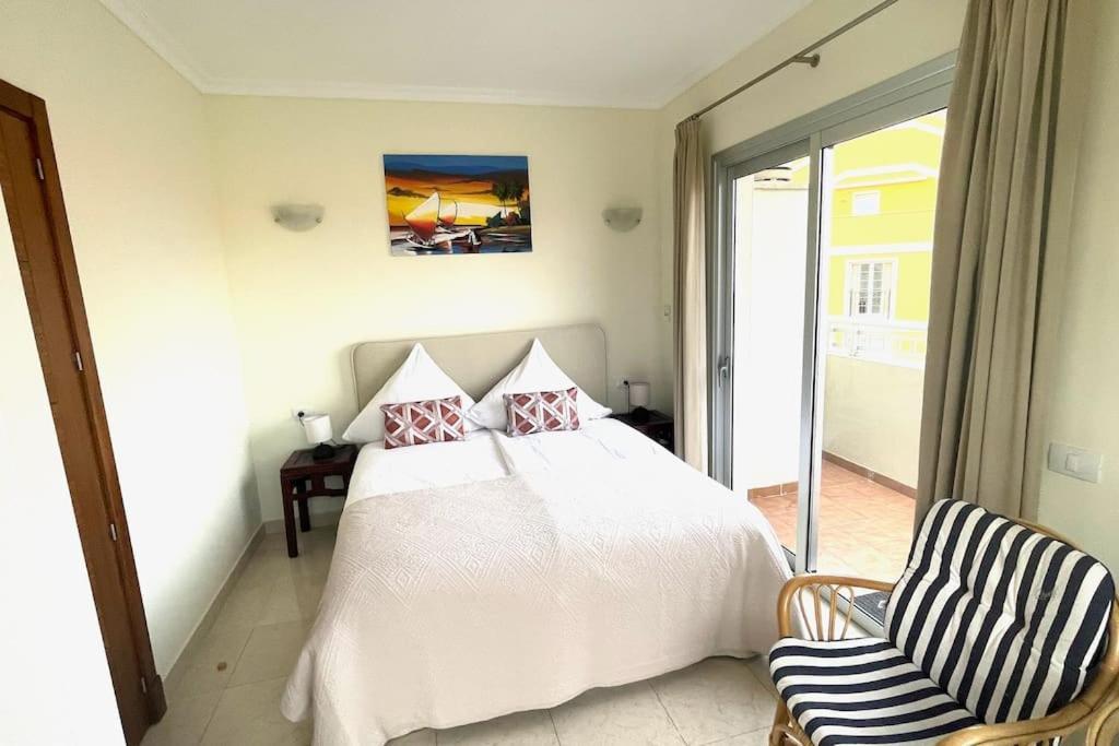 Luxurioese Duplex Ferienwohnung In Sehr Ruhiger Wohnanlage Mit Meerblick Palm-mar Eksteriør billede