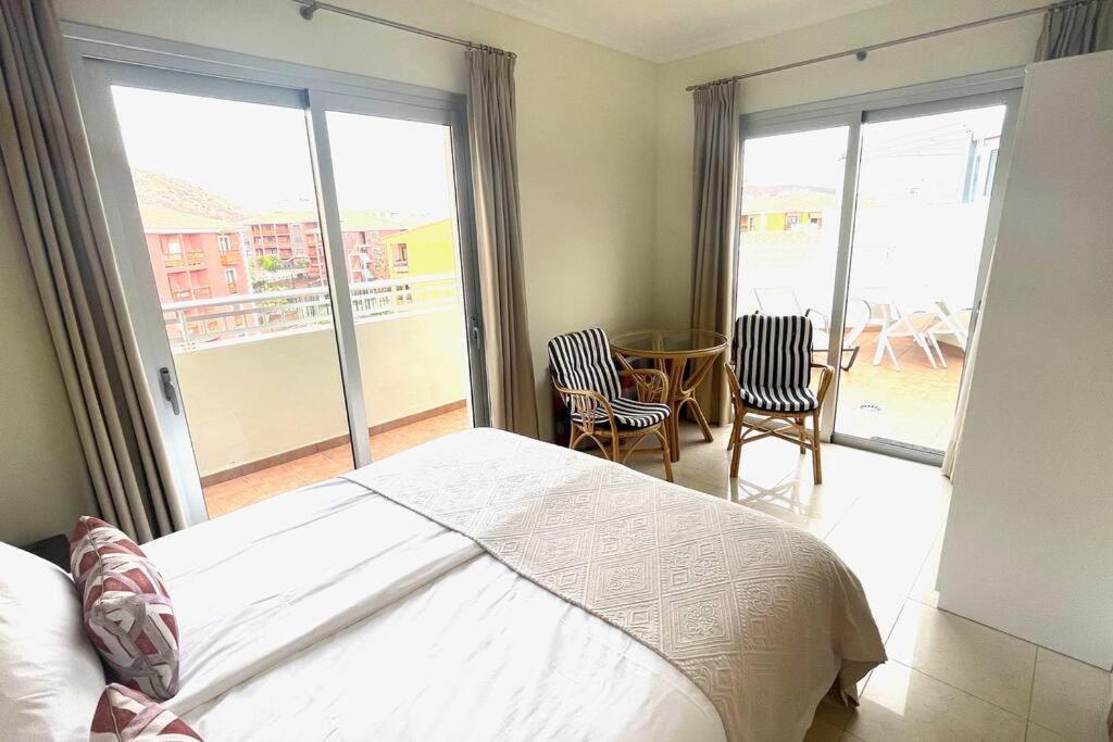 Luxurioese Duplex Ferienwohnung In Sehr Ruhiger Wohnanlage Mit Meerblick Palm-mar Eksteriør billede